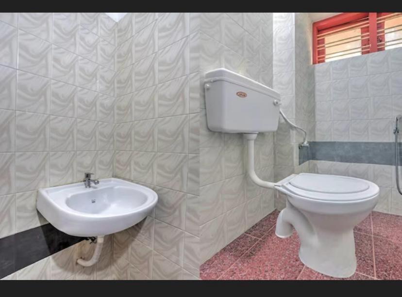 Ss Kkp Tourist Home Thiruvananthapuram Dış mekan fotoğraf